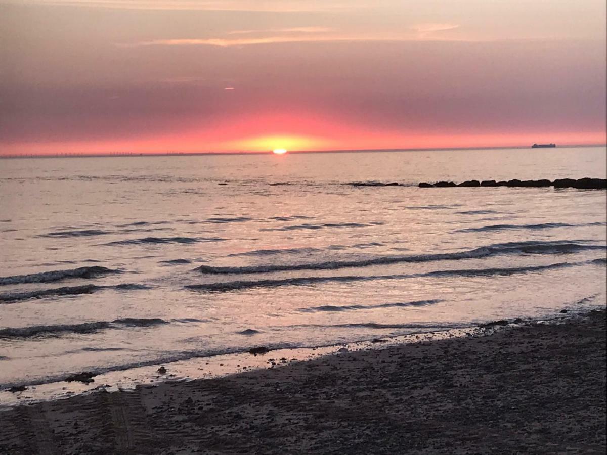 Beach Pad - Ground Floor - Pet Friendly Cleveleys Εξωτερικό φωτογραφία